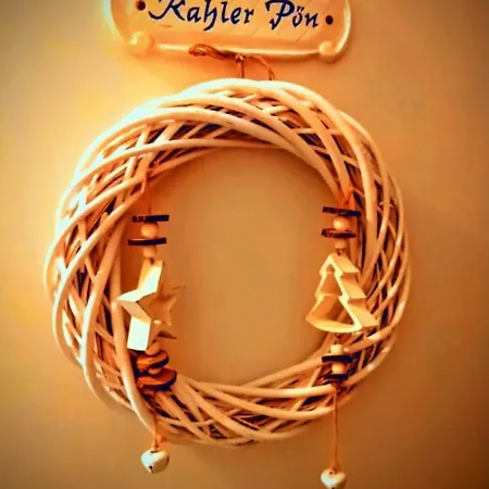 Kahler Pon